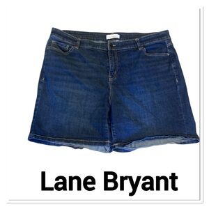 LANE BRYANT Jean Shorts Dark Wash size 18